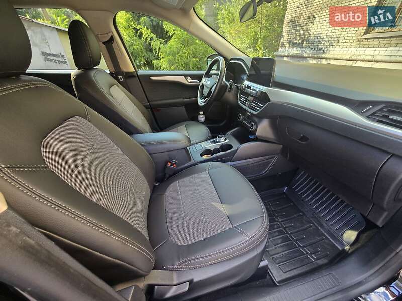Внедорожник / Кроссовер Ford Escape 2020 в Запорожье фото 11 Внедорожник / Кроссовер Ford Escape 2020 в Запорожье