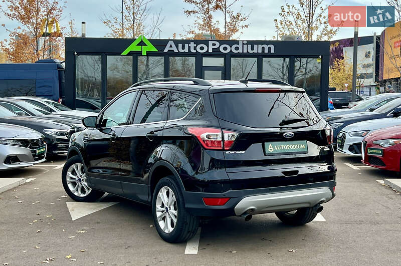 Внедорожник / Кроссовер Ford Escape 2016 в Киеве