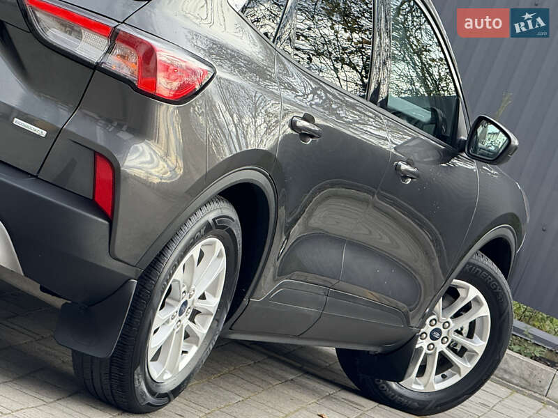 Внедорожник / Кроссовер Ford Escape 2020 в Дрогобыче