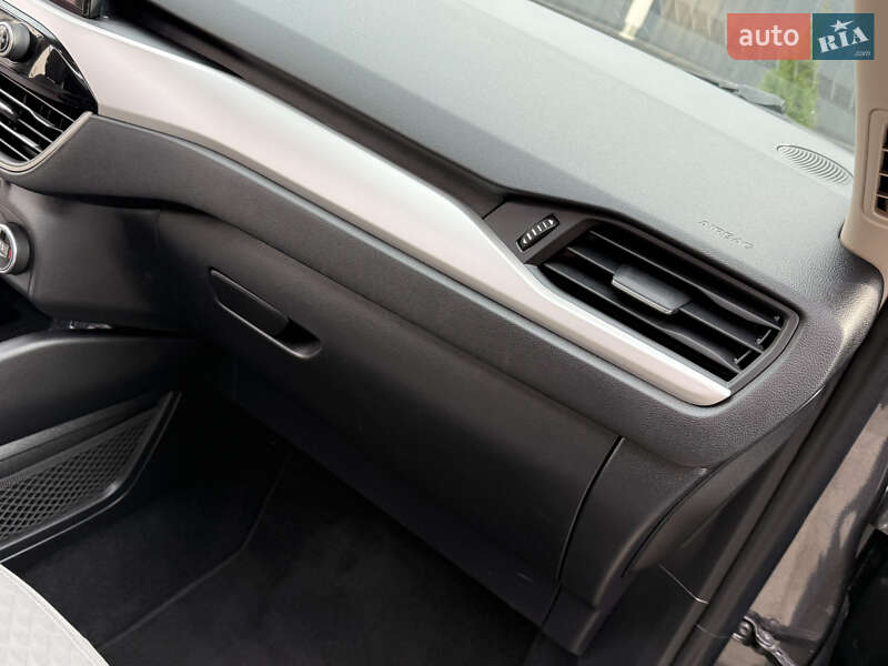 Внедорожник / Кроссовер Ford Escape 2020 в Дрогобыче