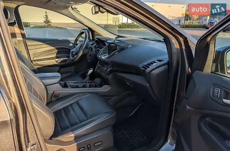 Внедорожник / Кроссовер Ford Escape 2018 в Тернополе