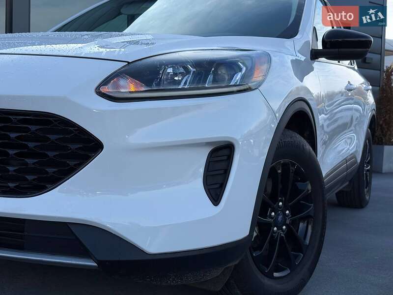 Внедорожник / Кроссовер Ford Escape 2020 в Ровно фото 4 Внедорожник / Кроссовер Ford Escape 2020 в Ровно