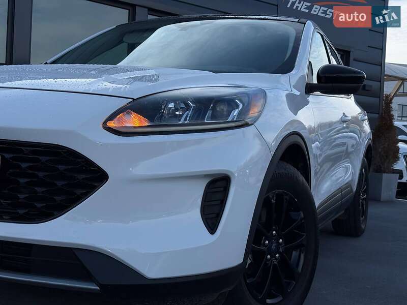Внедорожник / Кроссовер Ford Escape 2020 в Ровно фото 5 Внедорожник / Кроссовер Ford Escape 2020 в Ровно