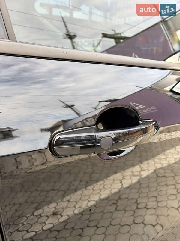 Внедорожник / Кроссовер Ford Escape 2017 в Черновцах