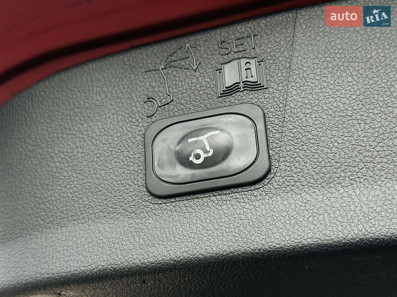 Внедорожник / Кроссовер Ford Escape 2016 в Харькове фото 13 Внедорожник / Кроссовер Ford Escape 2016 в Харькове