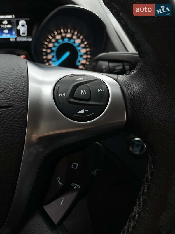 Внедорожник / Кроссовер Ford Escape 2013 в Одессе