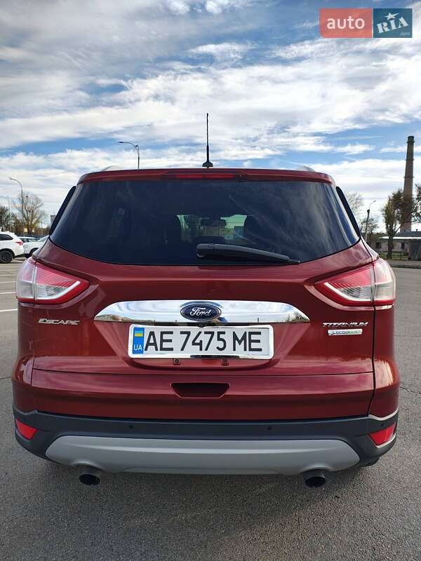 Внедорожник / Кроссовер Ford Escape 2014 в Кривом Роге