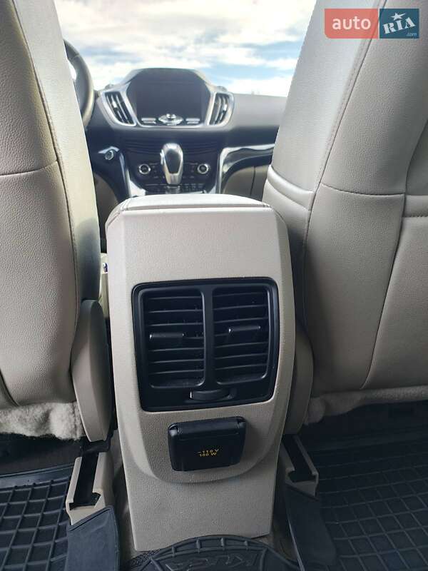 Внедорожник / Кроссовер Ford Escape 2014 в Кривом Роге