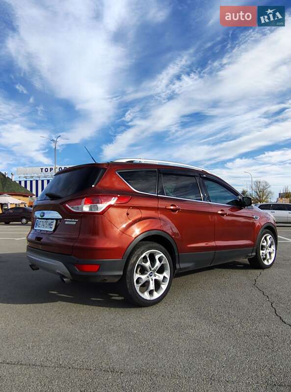 Внедорожник / Кроссовер Ford Escape 2014 в Кривом Роге