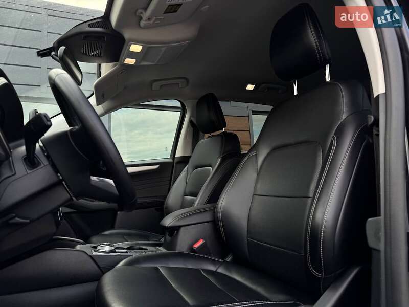 Позашляховик / Кросовер Ford Escape 2022 в Рівному фото 26 Позашляховик / Кросовер Ford Escape 2022 в Рівному
