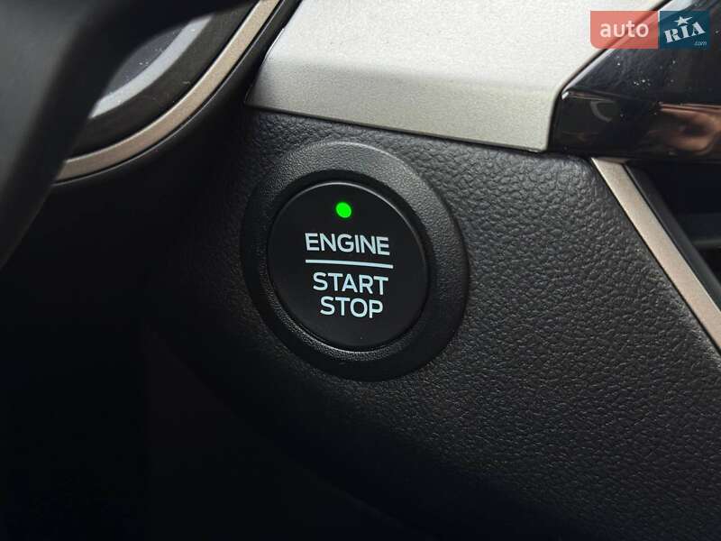 Позашляховик / Кросовер Ford Escape 2022 в Рівному фото 35 Позашляховик / Кросовер Ford Escape 2022 в Рівному