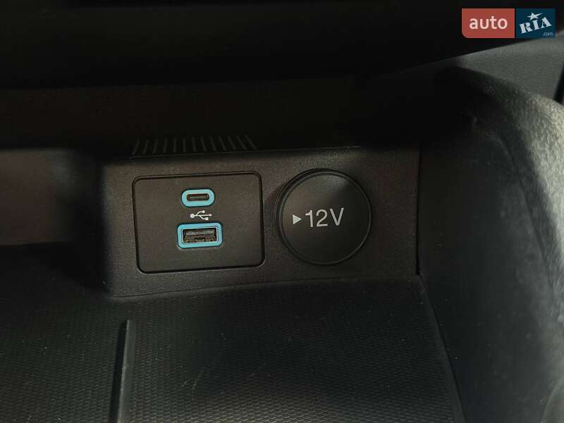 Позашляховик / Кросовер Ford Escape 2022 в Рівному фото 38 Позашляховик / Кросовер Ford Escape 2022 в Рівному