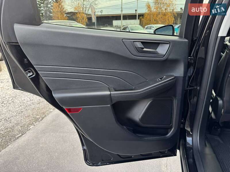 Позашляховик / Кросовер Ford Escape 2022 в Рівному фото 43 Позашляховик / Кросовер Ford Escape 2022 в Рівному