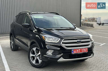 Внедорожник / Кроссовер Ford Escape 2018 в Дубно