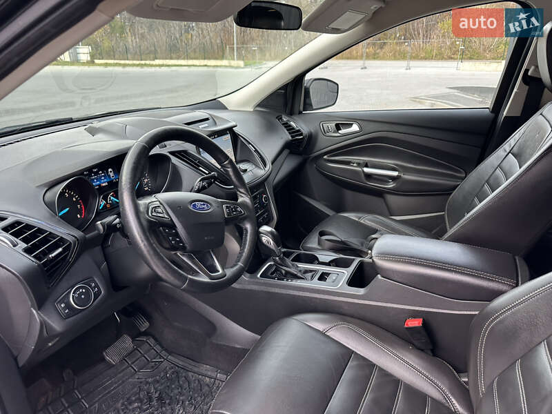 Позашляховик / Кросовер Ford Escape 2018 в Дубні фото 28 Позашляховик / Кросовер Ford Escape 2018 в Дубні