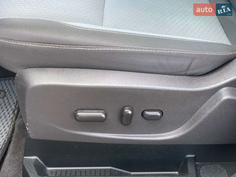 Позашляховик / Кросовер Ford Escape 2017 в Вінниці фото 24 Позашляховик / Кросовер Ford Escape 2017 в Вінниці