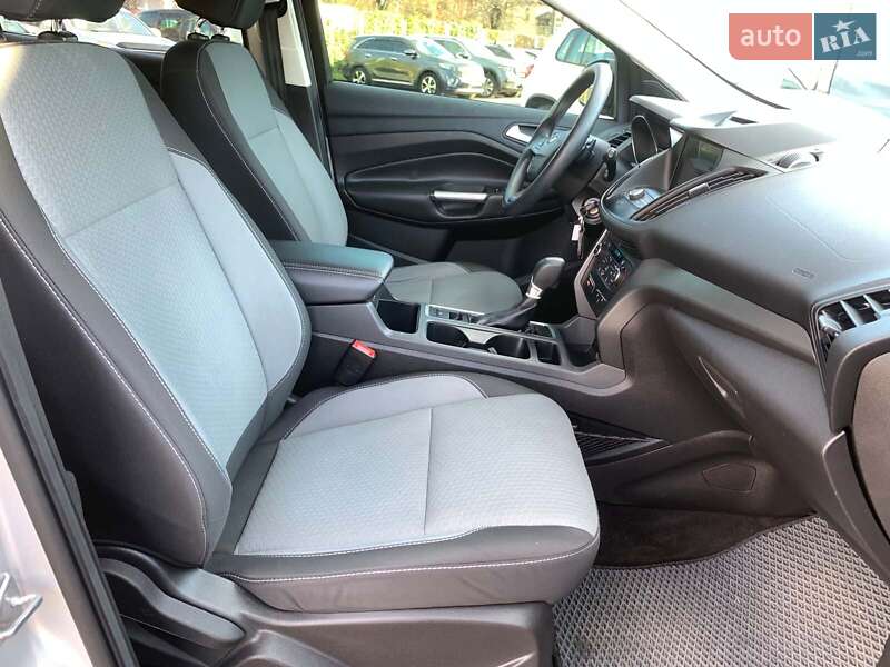 Позашляховик / Кросовер Ford Escape 2017 в Вінниці фото 28 Позашляховик / Кросовер Ford Escape 2017 в Вінниці