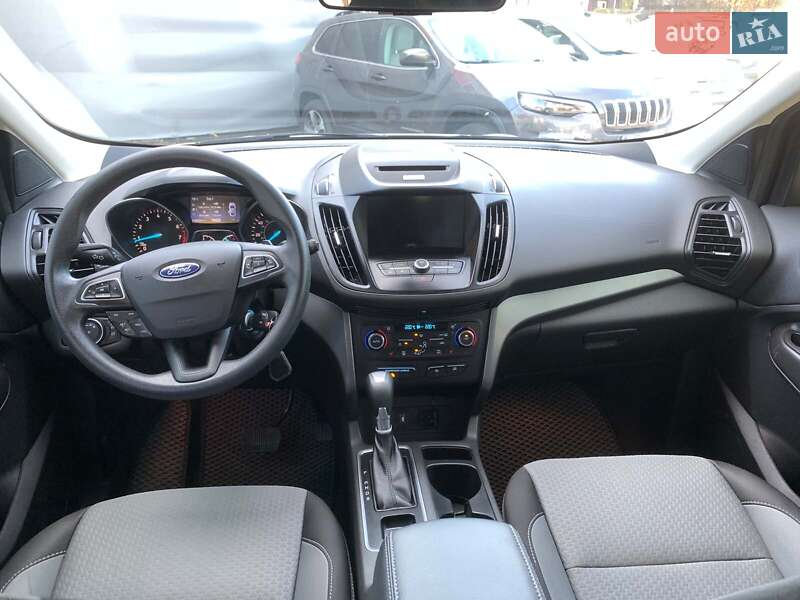 Позашляховик / Кросовер Ford Escape 2017 в Вінниці фото 32 Позашляховик / Кросовер Ford Escape 2017 в Вінниці