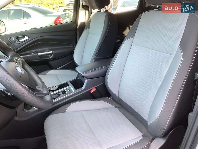 Позашляховик / Кросовер Ford Escape 2017 в Вінниці фото 34 Позашляховик / Кросовер Ford Escape 2017 в Вінниці
