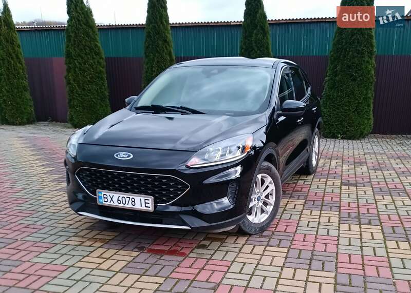 Внедорожник / Кроссовер Ford Escape 2020 в Изяславе
