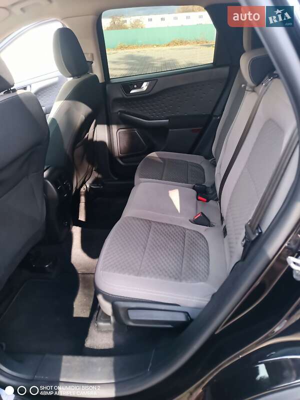 Внедорожник / Кроссовер Ford Escape 2020 в Изяславе