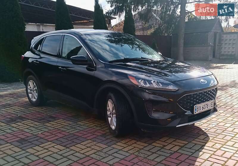 Внедорожник / Кроссовер Ford Escape 2020 в Изяславе