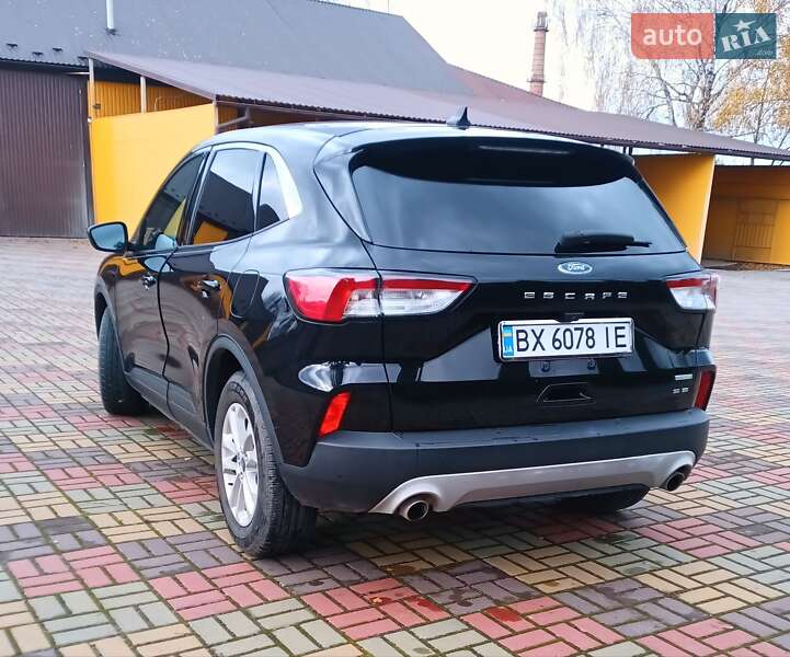 Внедорожник / Кроссовер Ford Escape 2020 в Изяславе