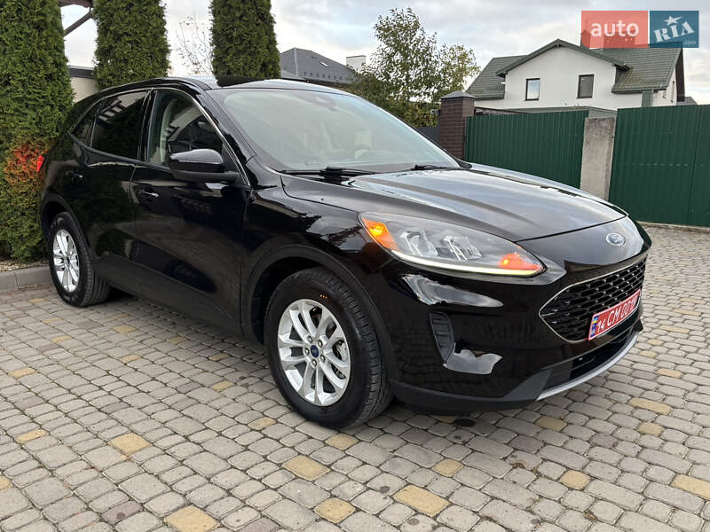 Внедорожник / Кроссовер Ford Escape 2020 в Львове