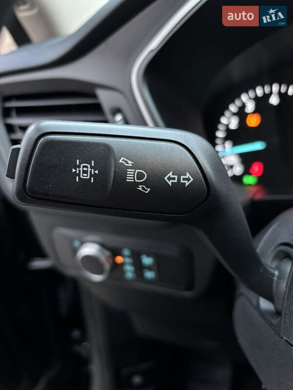 Внедорожник / Кроссовер Ford Escape 2020 в Львове