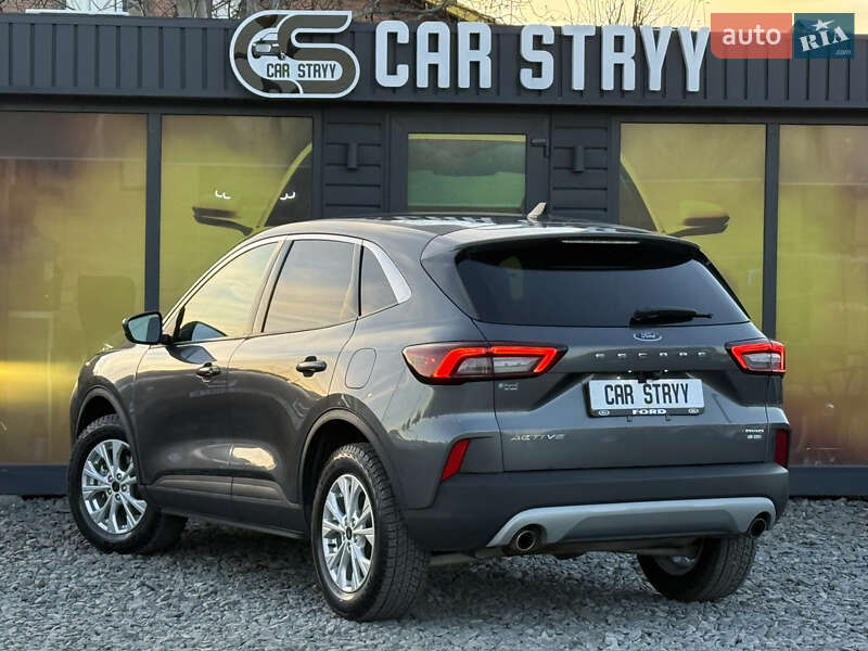 Внедорожник / Кроссовер Ford Escape 2023 в Стрые