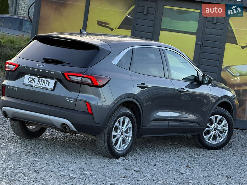 Внедорожник / Кроссовер Ford Escape 2023 в Стрые