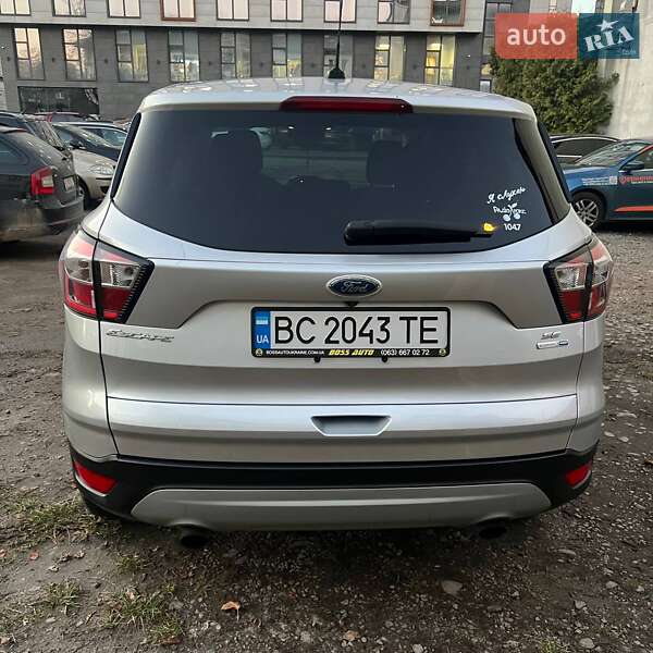 Внедорожник / Кроссовер Ford Escape 2018 в Львове