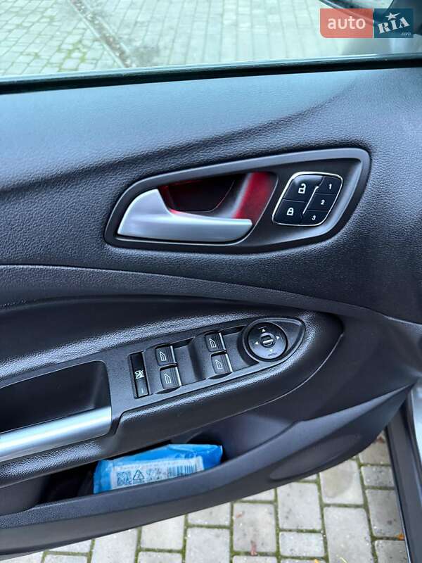 Внедорожник / Кроссовер Ford Escape 2015 в Херсоне фото 3 Внедорожник / Кроссовер Ford Escape 2015 в Херсоне