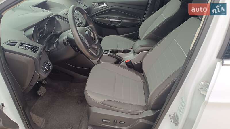 Внедорожник / Кроссовер Ford Escape 2014 в Киеве