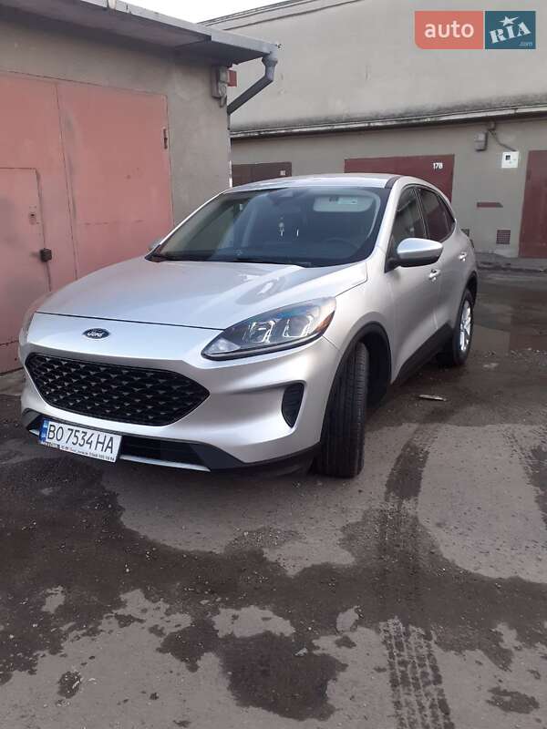 Позашляховик / Кросовер Ford Escape 2020 в Тернополі фото Позашляховик / Кросовер Ford Escape 2020 в Тернополі