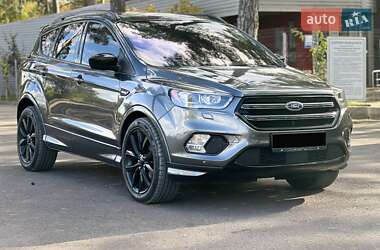 Внедорожник / Кроссовер Ford Escape 2019 в Виннице