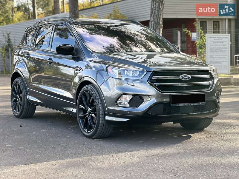 Позашляховик / Кросовер Ford Escape 2019 в Вінниці