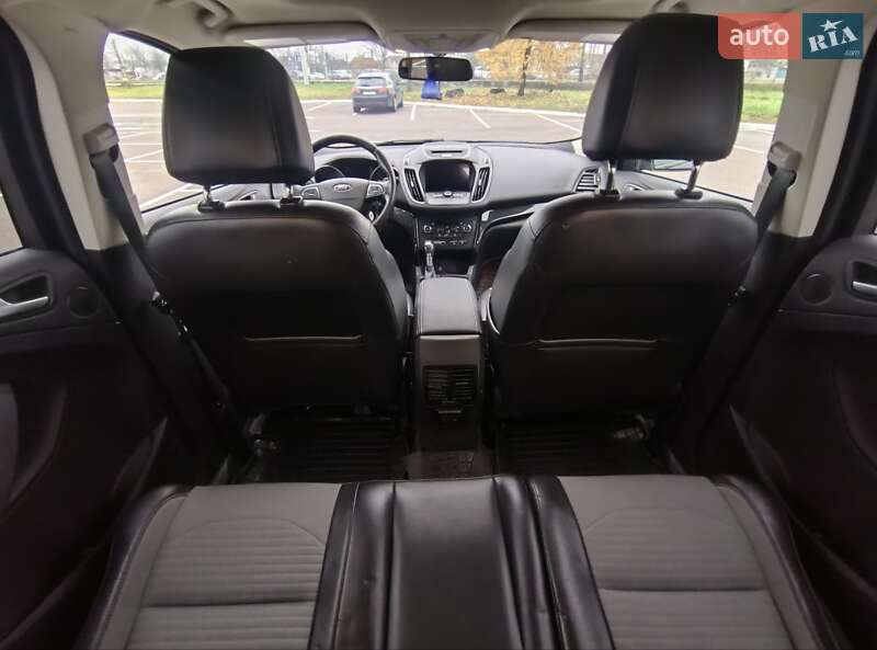 Внедорожник / Кроссовер Ford Escape 2017 в Житомире