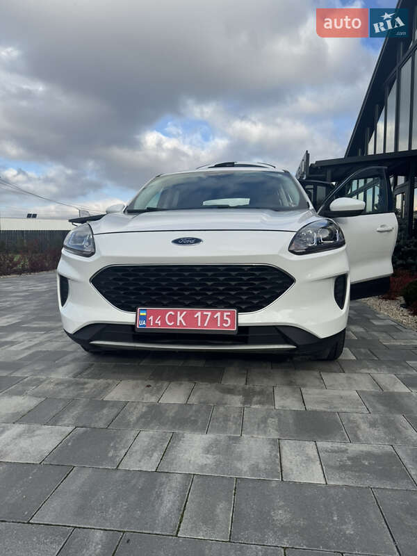 Позашляховик / Кросовер Ford Escape 2021 в Львові
