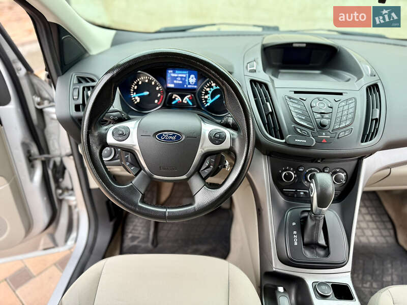 Позашляховик / Кросовер Ford Escape 2014 в Одесі фото 56 Позашляховик / Кросовер Ford Escape 2014 в Одесі