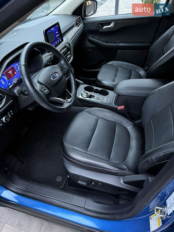 Позашляховик / Кросовер Ford Escape 2019 в Одесі