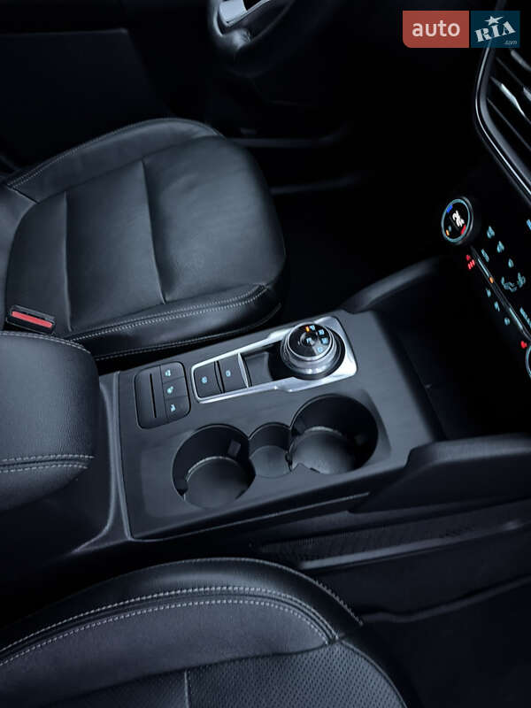 Позашляховик / Кросовер Ford Escape 2019 в Одесі