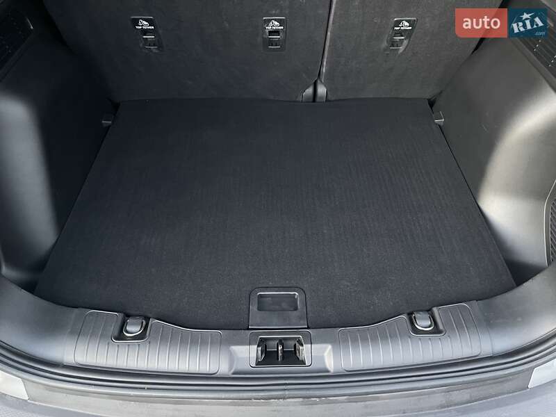 Внедорожник / Кроссовер Ford Escape 2020 в Стрые