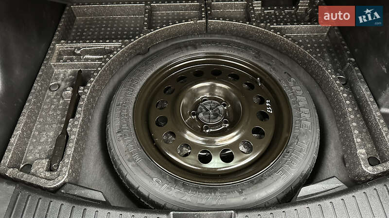 Позашляховик / Кросовер Ford Escape 2018 в Дубні