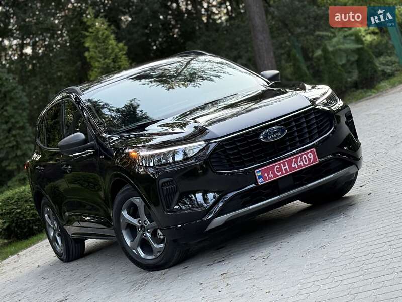 Позашляховик / Кросовер Ford Escape 2023 в Львові