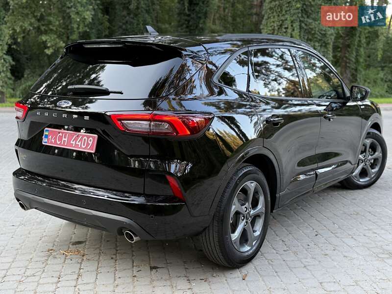 Позашляховик / Кросовер Ford Escape 2023 в Львові