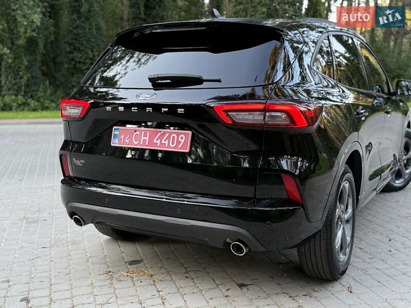 Позашляховик / Кросовер Ford Escape 2023 в Львові