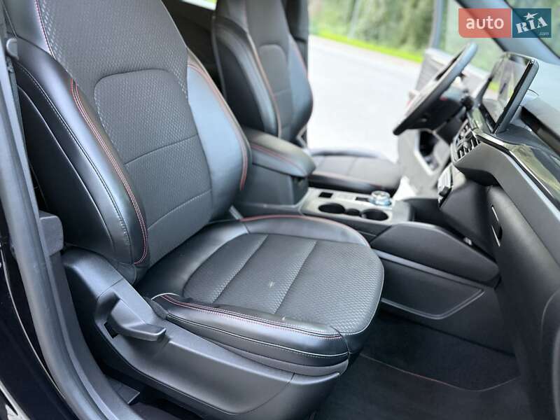 Позашляховик / Кросовер Ford Escape 2023 в Львові