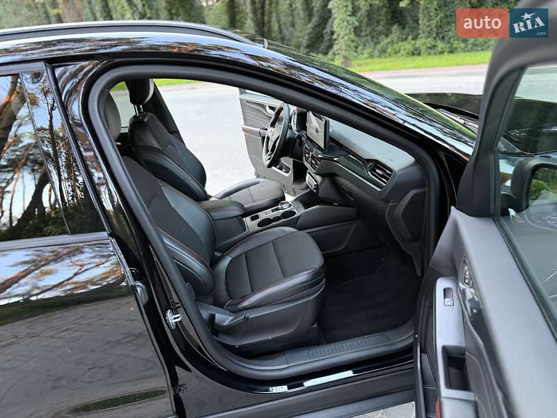 Позашляховик / Кросовер Ford Escape 2023 в Львові