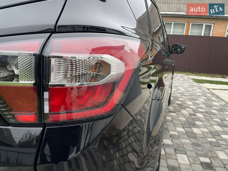 Внедорожник / Кроссовер Ford Escape 2017 в Лубнах